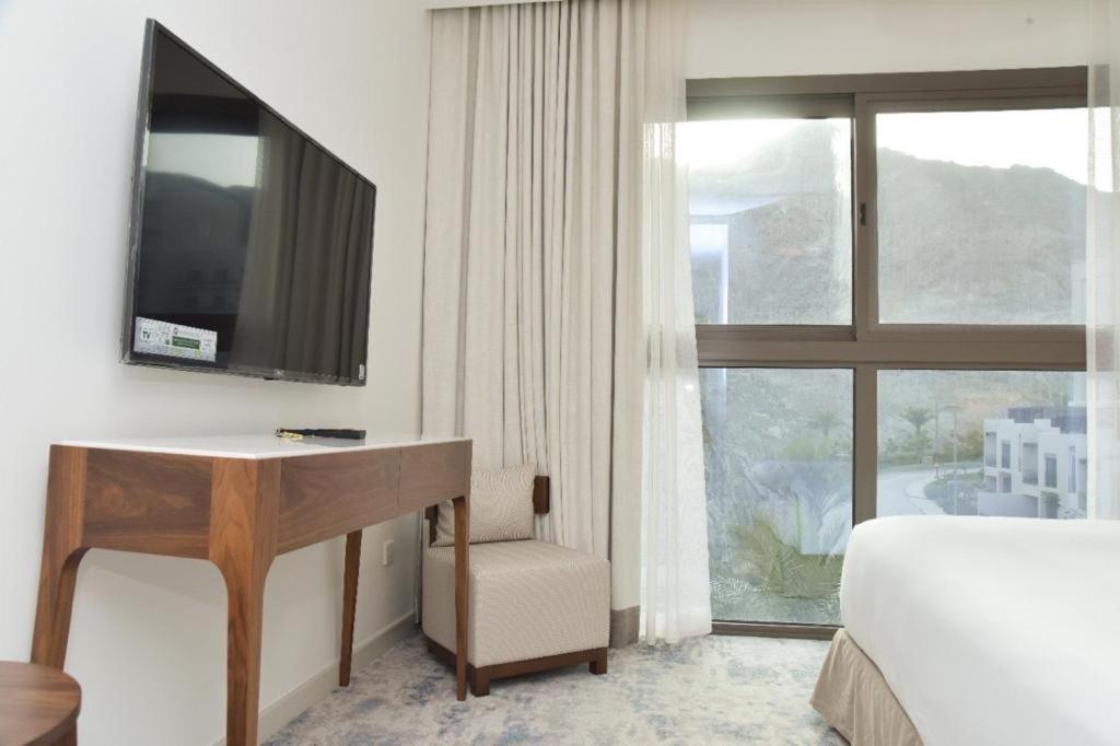 Three Bedroom At Address Fujairah Apartment Sharm