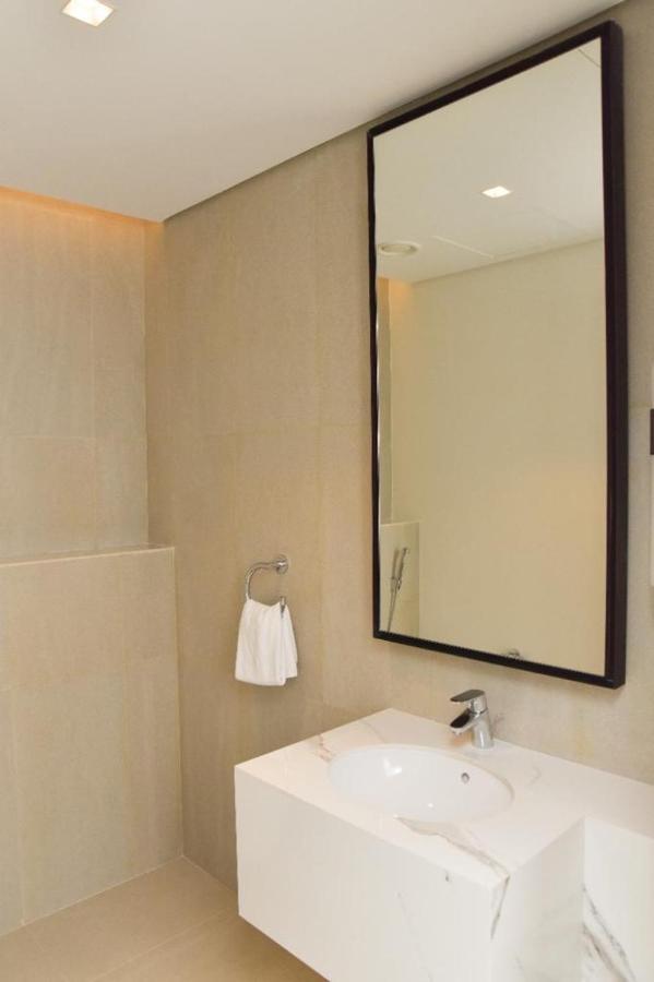 Three Bedroom At Address Fujairah Apartment Sharm