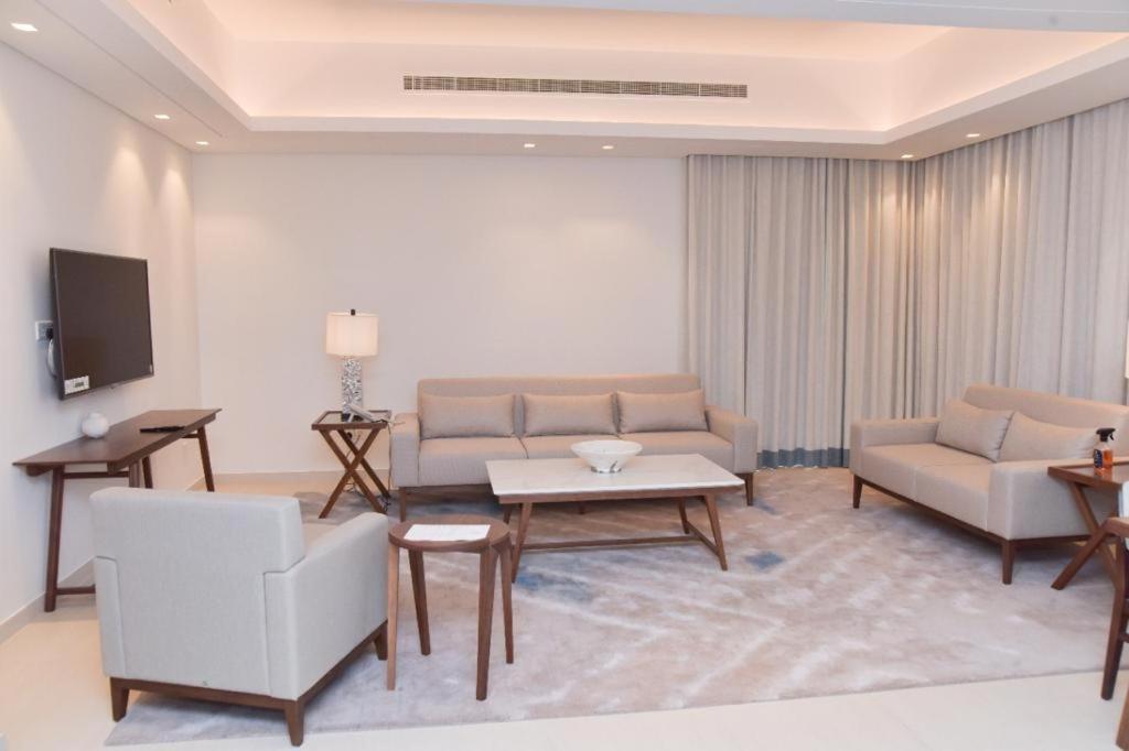 Three Bedroom At Address Fujairah * Sharm